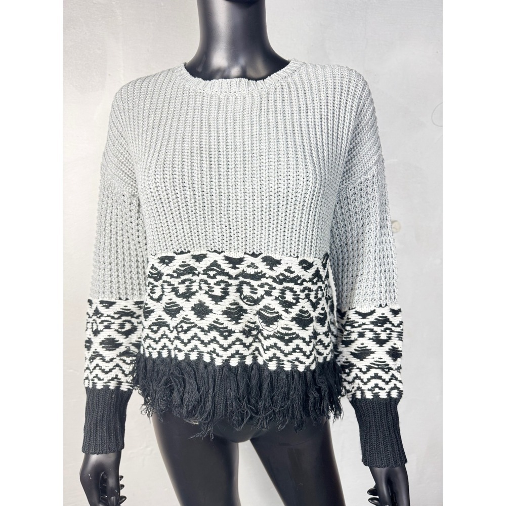 John &Jen‎ bohemian crochet style sweater Women Beige Black M